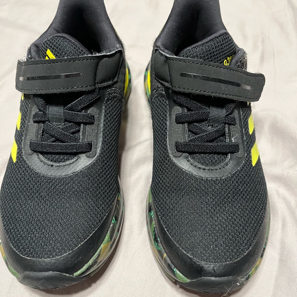 Little Kids Sneakers